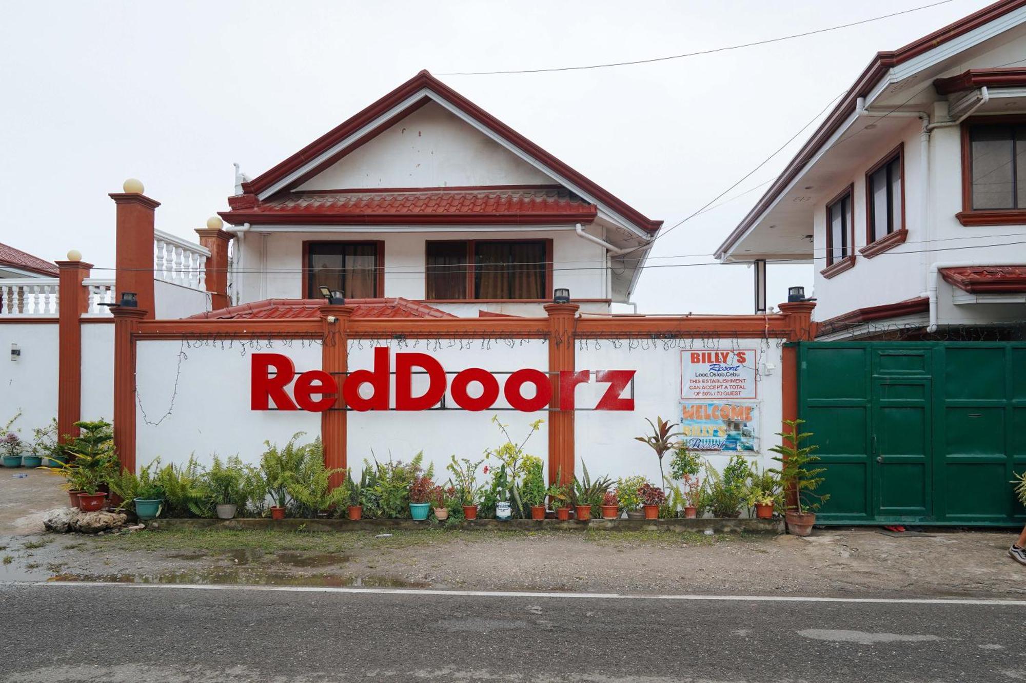 Reddoorz Plus At Billy'S Resort Oslob Exteriör bild